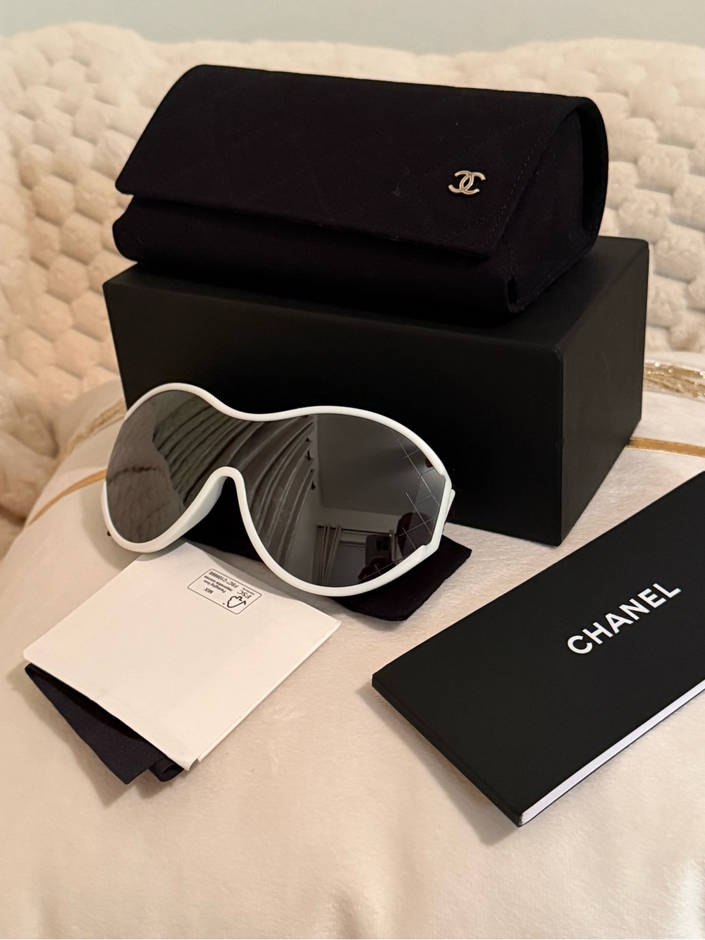 🔥NWT Chanel - Shield Sunglasses - White Black Mirror - Chanel Eyewear $575🔥